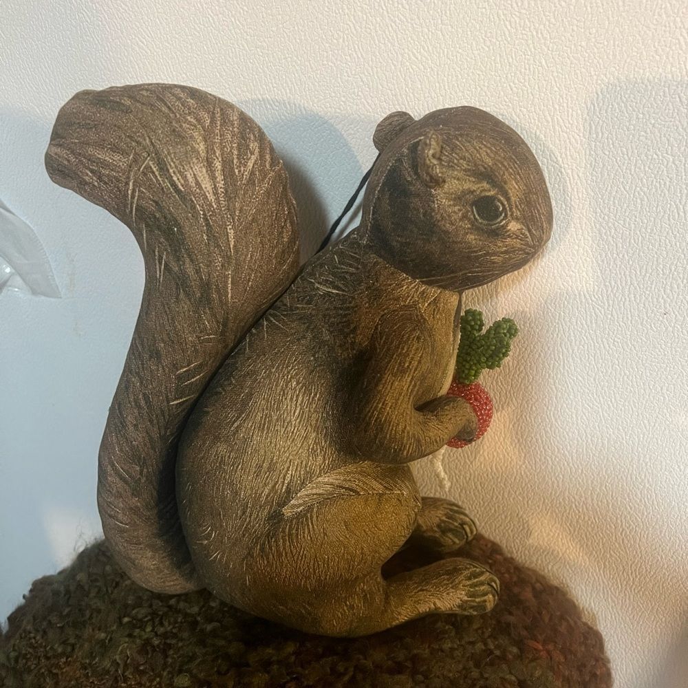 John Derian Rustic Brown Squirrel Figurine Decorative Accent - Picture 5 of 5